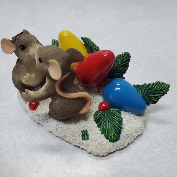 Charming Tails Figurine Collectible Kiss-Mas Lights - Picture 5 of 12